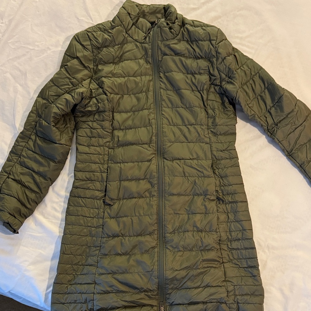 Patagonia down puffer coat